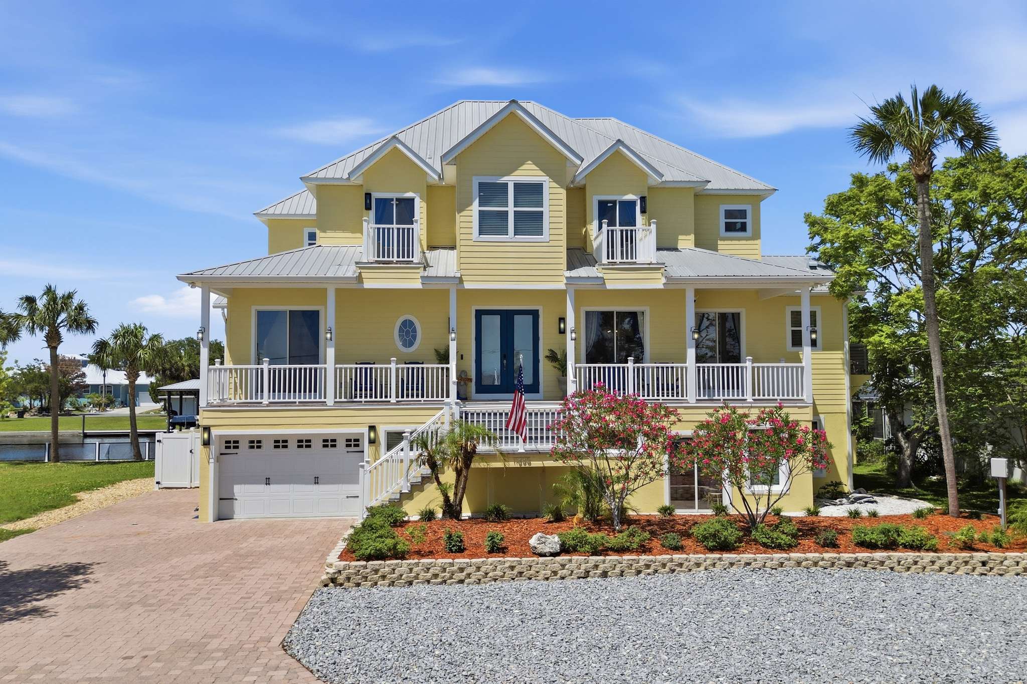 Bayshore Getaway